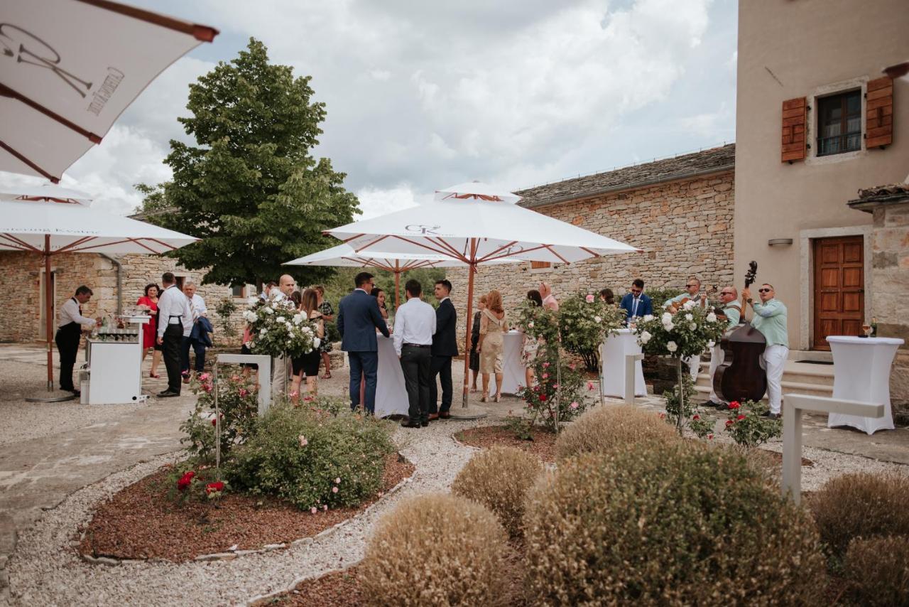 Villa Poropati: Luxury Istrian Estate with Large Pool Groznjan Exterior photo