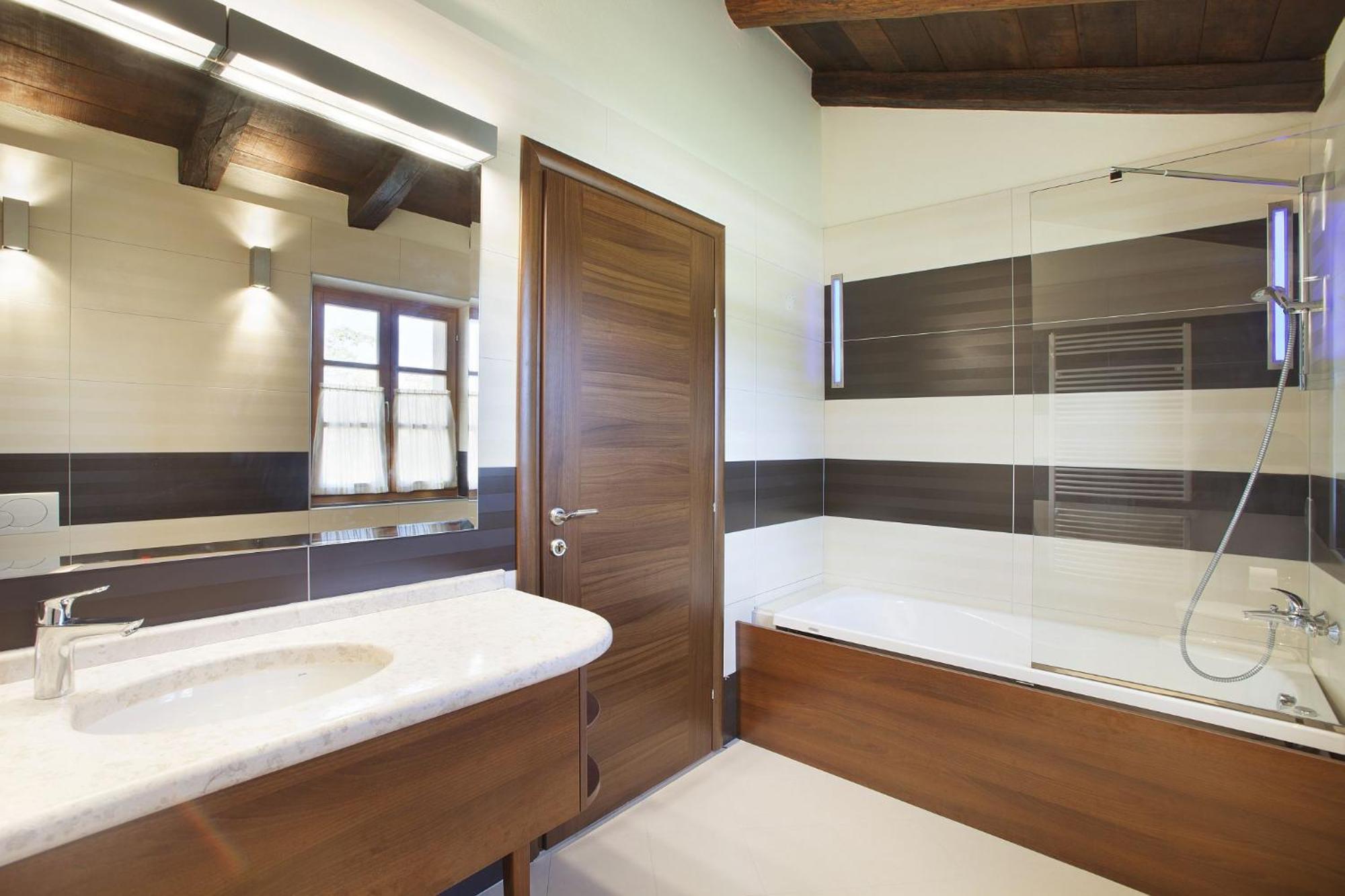 Villa Poropati: Luxury Istrian Estate with Large Pool Groznjan Exterior photo