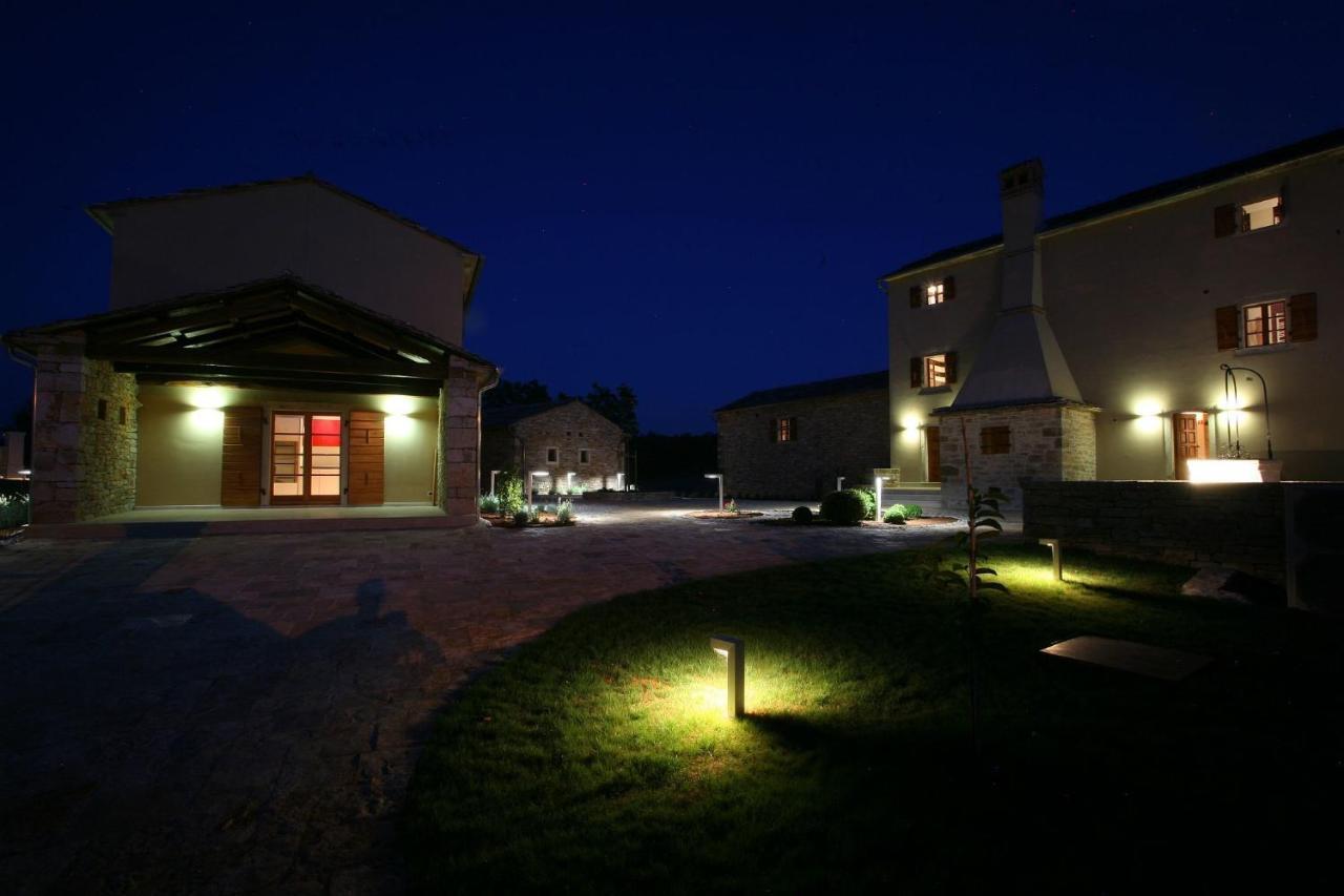 Villa Poropati: Luxury Istrian Estate with Large Pool Groznjan Room photo